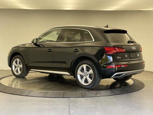 2020 Audi Q5 45 Premium Plus