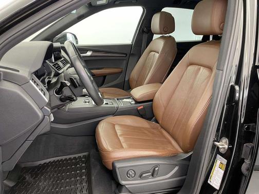 2020 Audi Q5 45 Premium Plus