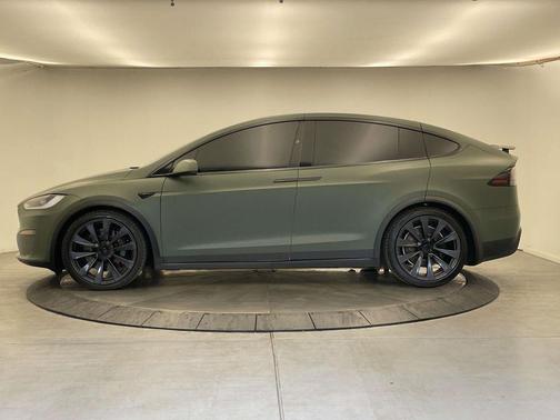 Green 2025 Tesla Model X Long Range