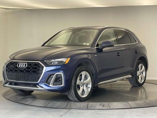 Navarra Blue Metallic 2023 Audi Q5 45 S line Premium Plus
