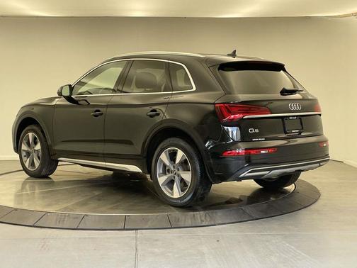 2023 Audi Q5 40 Premium