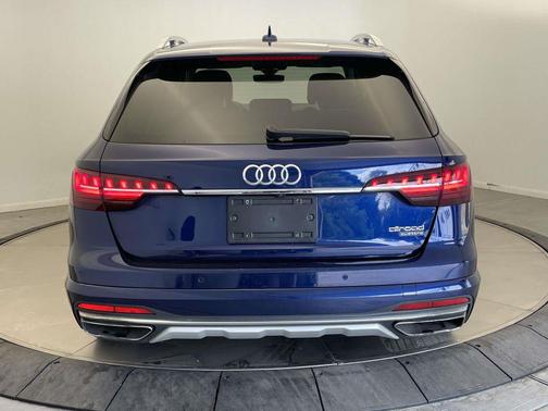 Navarra Blue Metallic 2020 Audi A4 allroad 2.0T Premium Plus