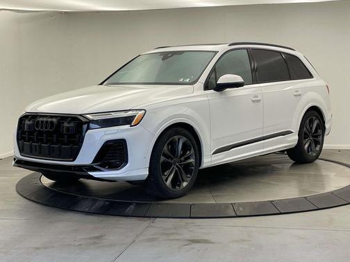 2026 Audi Q7 55 Premium Plus