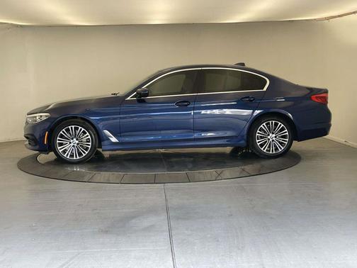 2020 BMW 530 530i