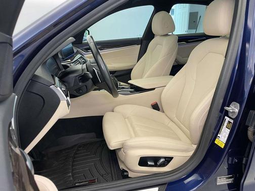 2020 BMW 530 530i