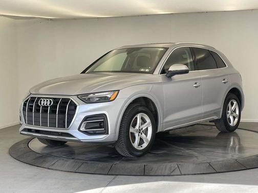 2023 Audi Q5 40 Premium
