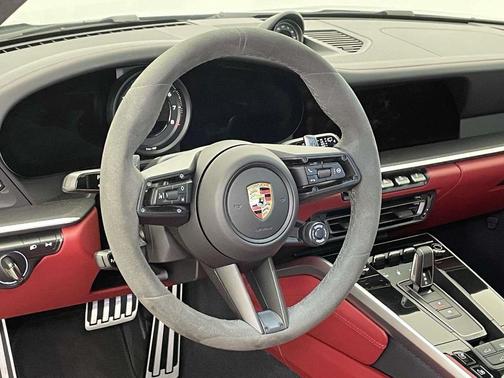 2024 Porsche 911 Carrera S