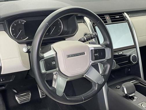 2023 Land Rover Discovery P360 HSE R-Dynamic