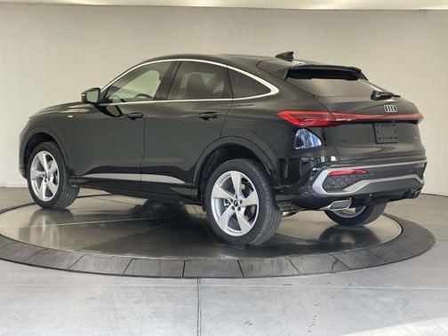 2025 Audi Q5 Premium Plus TFSI quattro S tronic