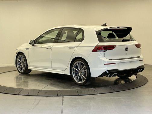 2024 Volkswagen Golf R 2.0T Manual