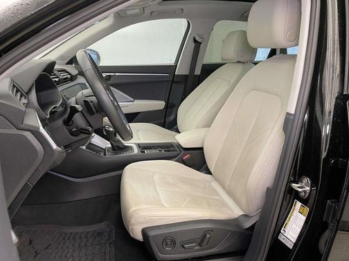 2023 Audi Q3 45 S line Premium Plus