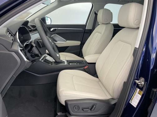 2025 Audi Q3 45 S line Premium Plus