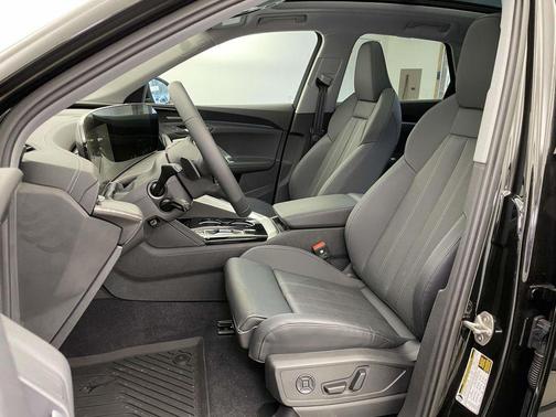 2025 Audi Q5 Premium Plus TFSI quattro S tronic