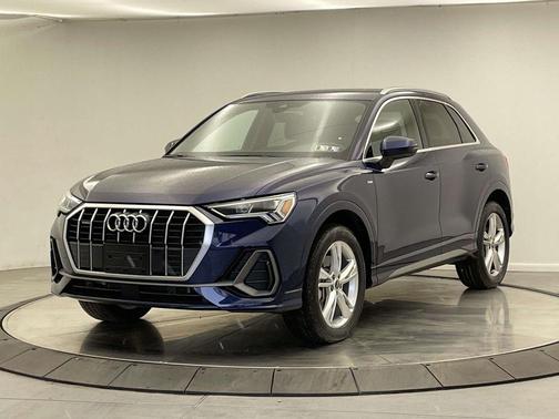 2024 Audi Q3 Premium 45 TFSI S line quattro Tiptronic