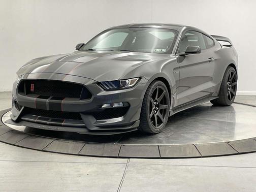 2018 Ford Shelby GT350 Base