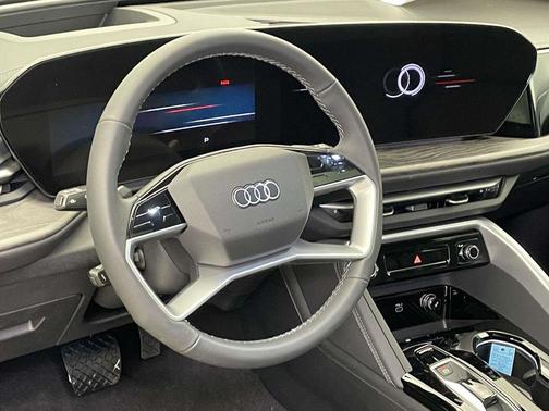 2025 Audi Q5 Premium Plus TFSI quattro S tronic