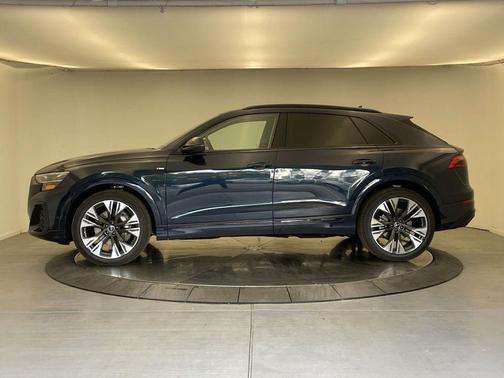 2026 Audi Q8 55 Premium Plus