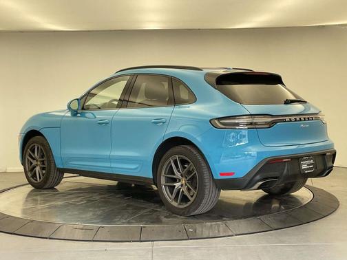 2023 Porsche Macan