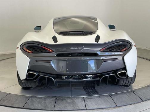 White 2017 McLaren 570GT Base