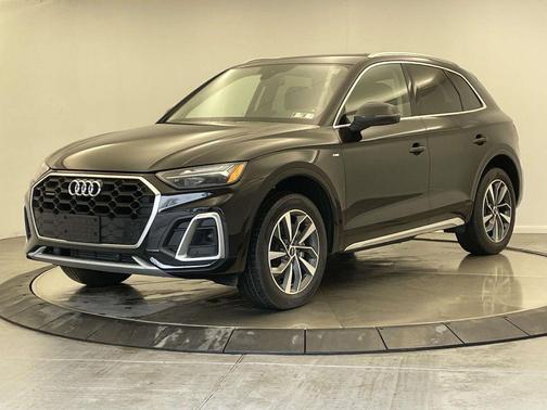 2023 Audi Q5 45 S line Premium