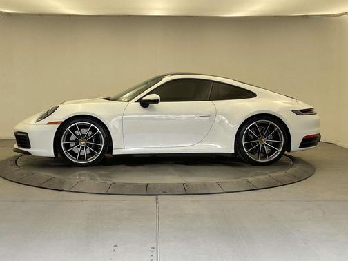 2020 Porsche 911 Carrera 4S
