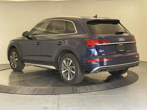 2022 Audi Q5 45 S line Premium Plus