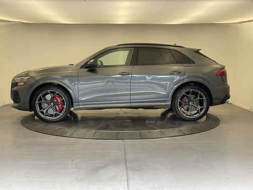 2025 Audi RS Q8 4.0T