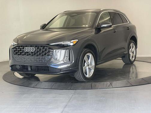 2025 Audi Q5 Premium Plus