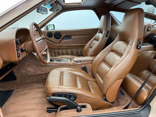 1988 Porsche 928 S4