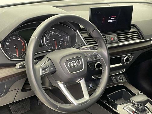2023 Audi Q5 40 Premium
