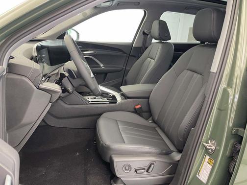 District Green Metallic 2026 Audi Q5 Premium Plus TFSI quattro S tronic