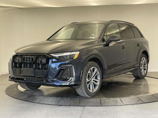 2026 Audi Q7 45 Premium
