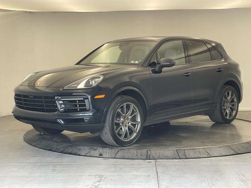 Moonlight Blue Metallic 2023 Porsche Cayenne Platinum Edition