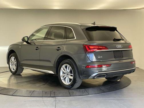 2023 Audi Q5 45 S line Premium