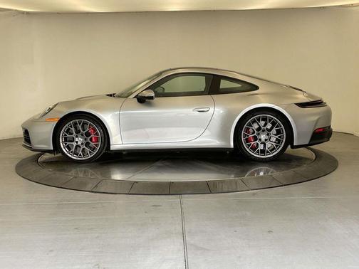 2025 Porsche 911 Carrera S