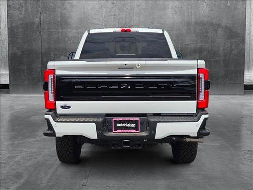 2025 Ford F-350 Platinum