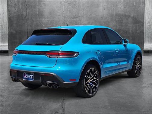 2022 Porsche Macan Base