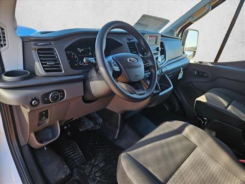 2025 Ford Transit-350 XL