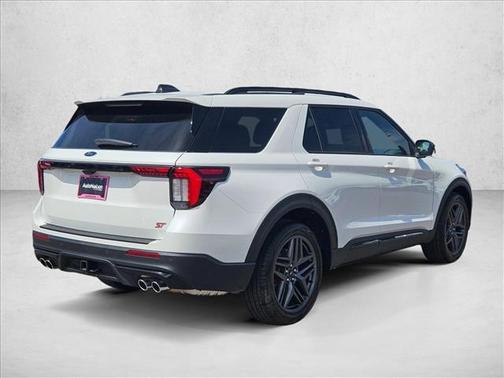 Star White Metallic Tri-Coat 2026 Ford Explorer ST