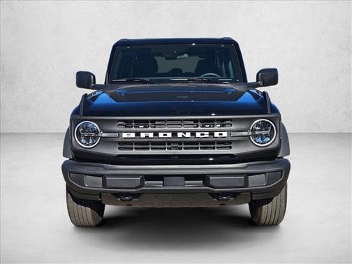 2025 Ford Bronco Base 4 Door 4x4