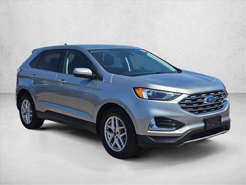 Iconic Silver Metallic 2022 Ford Edge SEL