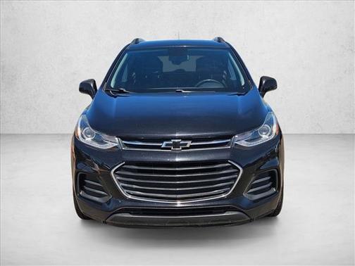Mosaic Black Metallic 2021 Chevrolet Trax LT