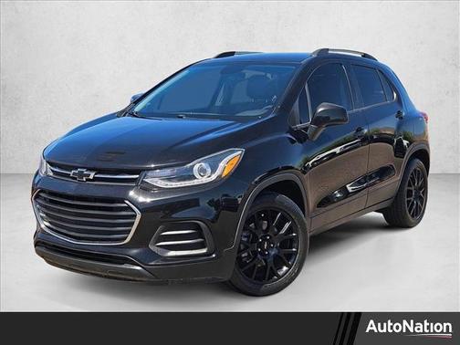 Mosaic Black Metallic 2021 Chevrolet Trax LT