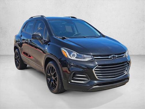 Mosaic Black Metallic 2021 Chevrolet Trax LT