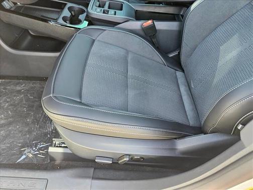 Star White Metallic Tri-Coat 2025 Ford Mustang Mach-E GT