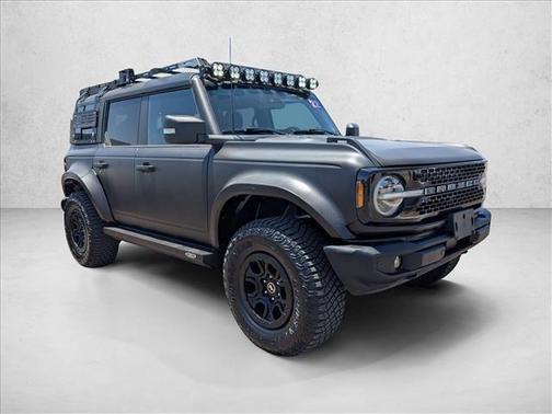 Velocity Blue Metallic 2022 Ford Bronco Wildtrak