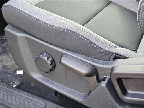 2025 Ford Bronco Base 4 Door 4x4