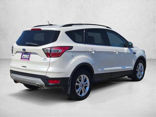 White Platinum Metallic Tri-Coat 2017 Ford Escape SE