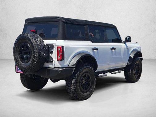 Oxford White 2023 Ford Bronco Wildtrak