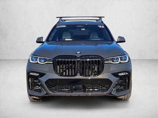 2022 BMW X7 M50i